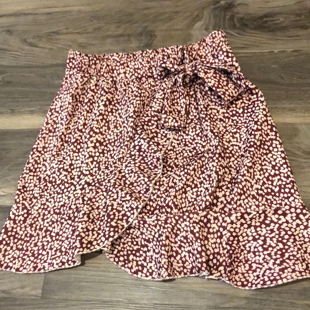 Ruffled tie front skirt